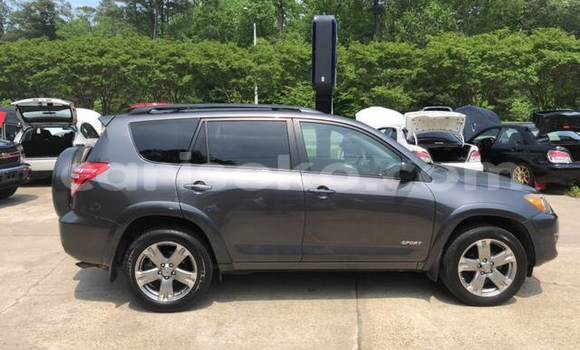 Buy Used Toyota RAV4 Beige Car in Kigali in Rwanda Buy Used Toyota RAV4 Beige Car in Kigali in Rwanda