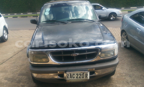 اشتري مستعمل Ford Explorer Noir سيارة في Kigali في Rwanda اشتري مستعمل Ford Explorer Noir سيارة في Kigali في Rwanda