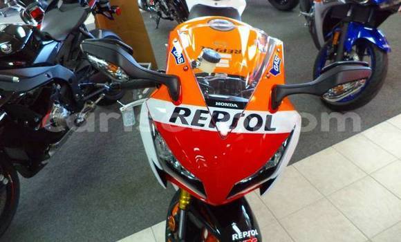Buy Used Honda CBR 1000 RR Black Bike in Kigali in Rwanda Buy Used Honda CBR 1000 RR Black Bike in Kigali in Rwanda