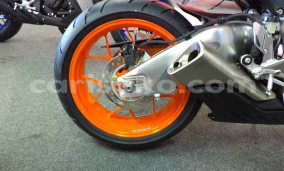 Buy Used Honda CBR 1000 RR Black Bike in Kigali in Rwanda Buy Used Honda CBR 1000 RR Black Bike in Kigali in Rwanda