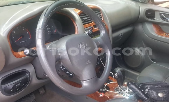 Buy Used Hyundai Santa Fe Black Car in Kigali in Rwanda Buy Used Hyundai Santa Fe Black Car in Kigali in Rwanda