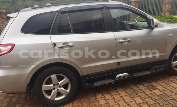 Buy Used Hyundai Tucson Silver Car in Kigali in Rwanda Buy Used Hyundai Tucson Silver Car in Kigali in Rwanda