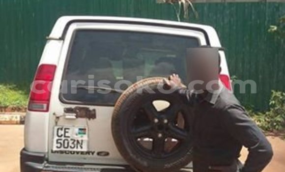 اشتري مستعمل Land Rover Discovery Blanc سيارة في Kigali في Rwanda اشتري مستعمل Land Rover Discovery Blanc سيارة في Kigali في Rwanda