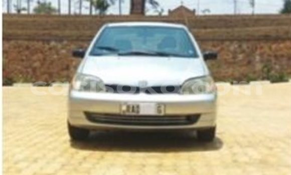 اشتري مستعمل Toyota Echo Autre سيارة في Kigali في Rwanda اشتري مستعمل Toyota Echo Autre سيارة في Kigali في Rwanda