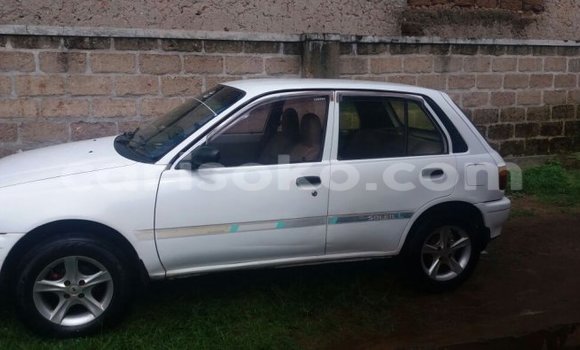 اشتري مستعمل Toyota Starlet Blanc سيارة في Kigali في Rwanda اشتري مستعمل Toyota Starlet Blanc سيارة في Kigali في Rwanda