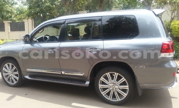 Buy Used Toyota Land Cruiser Prado Black Car in Kigali in Rwanda Buy Used Toyota Land Cruiser Prado Black Car in Kigali in Rwanda