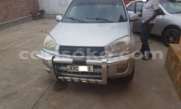Sayi Na hannu Toyota RAV4 Gris Mota in Rubavu a Rwanda Sayi Na hannu Toyota RAV4 Gris Mota in Rubavu a Rwanda