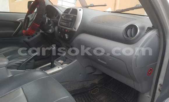 Sayi Na hannu Toyota RAV4 Gris Mota in Rubavu a Rwanda Sayi Na hannu Toyota RAV4 Gris Mota in Rubavu a Rwanda