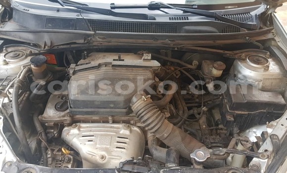 Sayi Na hannu Toyota RAV4 Gris Mota in Rubavu a Rwanda Sayi Na hannu Toyota RAV4 Gris Mota in Rubavu a Rwanda