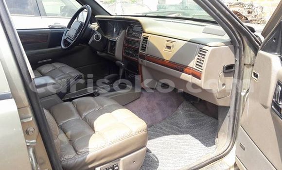 اشتري مستعمل Jeep Grand Cherokee Autre سيارة في Kigali في Rwanda اشتري مستعمل Jeep Grand Cherokee Autre سيارة في Kigali في Rwanda