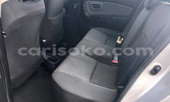 Sayi Na hannu Toyota Yaris Gris Mota in Kigali a Rwanda Sayi Na hannu Toyota Yaris Gris Mota in Kigali a Rwanda