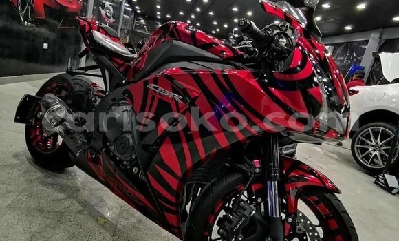 Buy Used Honda CBR 1000 RR Red Bike in Kigali in Rwanda Buy Used Honda CBR 1000 RR Red Bike in Kigali in Rwanda