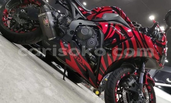 Buy Used Honda CBR 1000 RR Red Bike in Kigali in Rwanda Buy Used Honda CBR 1000 RR Red Bike in Kigali in Rwanda