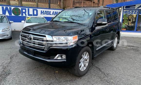 Buy Import Toyota Land Cruiser Black Car in Kigali in Rwanda Buy Import Toyota Land Cruiser Black Car in Kigali in Rwanda