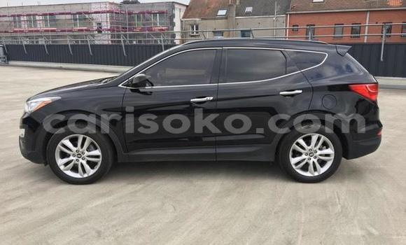 Sayi Imported Hyundai Santa Fe Noir Mota in Kigali a Rwanda Sayi Imported Hyundai Santa Fe Noir Mota in Kigali a Rwanda