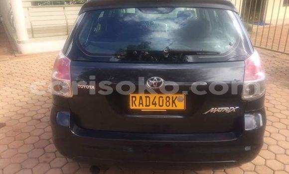 Sayi Na hannu Toyota Matrix Noir Mota in Gicumbi a Rwanda Sayi Na hannu Toyota Matrix Noir Mota in Gicumbi a Rwanda