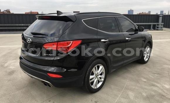 Sayi Imported Hyundai Santa Fe Noir Mota in Kigali a Rwanda Sayi Imported Hyundai Santa Fe Noir Mota in Kigali a Rwanda
