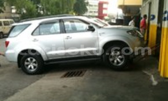 اشتري مستعمل Toyota 4Runner Beige سيارة في Kigali في Rwanda اشتري مستعمل Toyota 4Runner Beige سيارة في Kigali في Rwanda