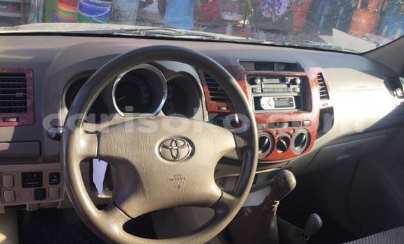اشتري مستعمل Toyota 4Runner Beige سيارة في Kigali في Rwanda اشتري مستعمل Toyota 4Runner Beige سيارة في Kigali في Rwanda
