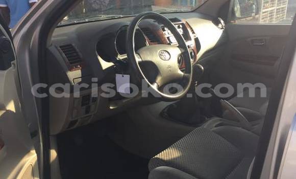 اشتري مستعمل Toyota 4Runner Beige سيارة في Kigali في Rwanda اشتري مستعمل Toyota 4Runner Beige سيارة في Kigali في Rwanda
