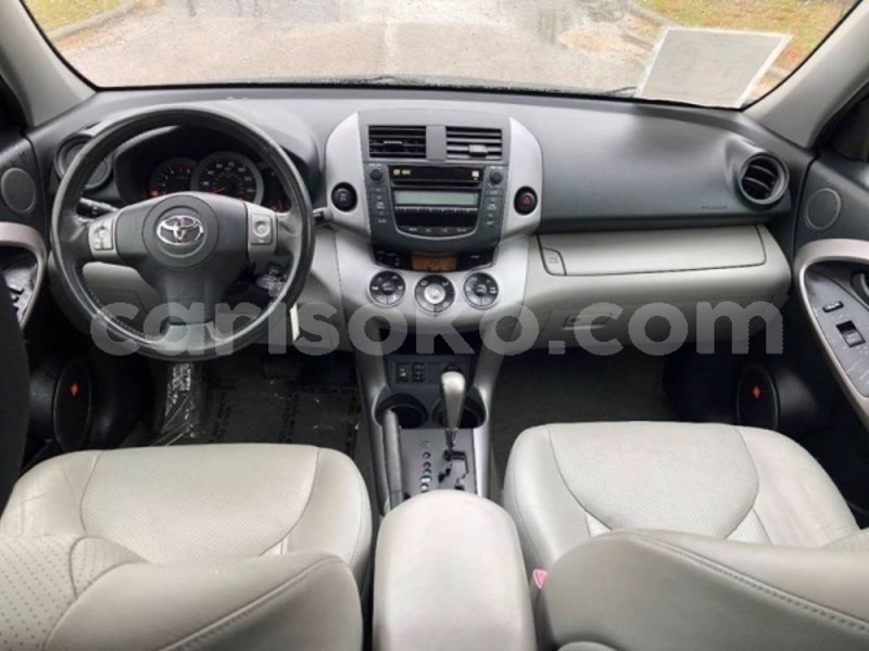 Big with watermark 985421365 9 