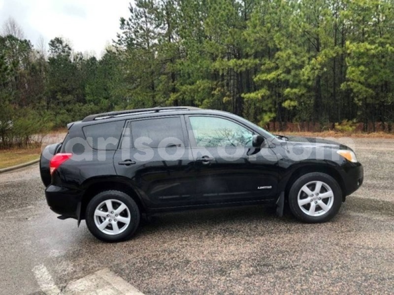 Big with watermark 985421365 7 