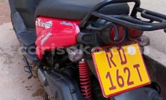 Acheter Occasion Moto Yamaha RX180 Rouge à Kigali, Rwanda Acheter Occasion Moto Yamaha RX180 Rouge à Kigali, Rwanda