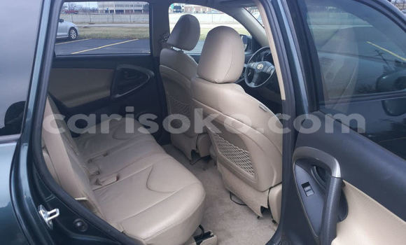 Acheter Occasion Voiture Toyota RAV4 Noir à Kigali, Rwanda Acheter Occasion Voiture Toyota RAV4 Noir à Kigali, Rwanda