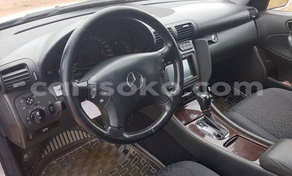 اشتري مستعمل Mercedes-Benz C–Class Gris سيارة في Kigali في Rwanda اشتري مستعمل Mercedes-Benz C–Class Gris سيارة في Kigali في Rwanda