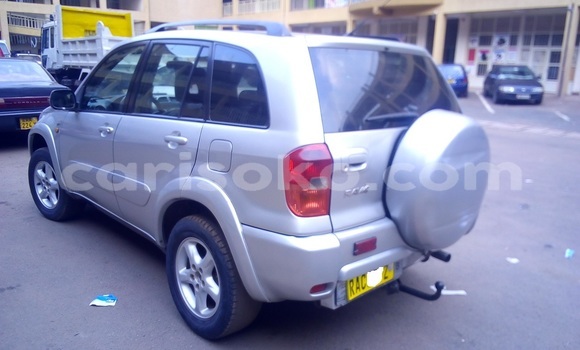 Buy Used Toyota RAV4 Silver Car in Kigali in Rwanda Buy Used Toyota RAV4 Silver Car in Kigali in Rwanda