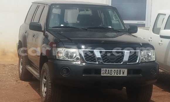 Acheter Occasion Voiture Nissan Patrol Noir à Kigali au Rwanda Acheter Occasion Voiture Nissan Patrol Noir à Kigali au Rwanda