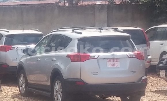 اشتري مستعمل Toyota RAV4 Blanc سيارة في Kigali في Rwanda اشتري مستعمل Toyota RAV4 Blanc سيارة في Kigali في Rwanda