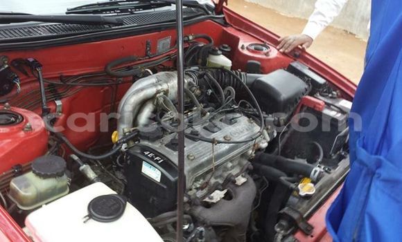 Sayi Na hannu Toyota Corolla Rouge Mota in Gicumbi a Rwanda Sayi Na hannu Toyota Corolla Rouge Mota in Gicumbi a Rwanda