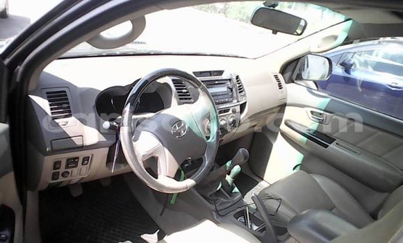 Sayi Na hannu Toyota Fortuner Noir Mota in Gicumbi a Rwanda Sayi Na hannu Toyota Fortuner Noir Mota in Gicumbi a Rwanda