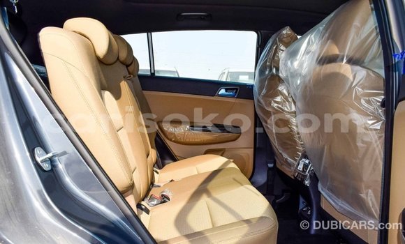 Acheter Import Voiture Kia Sportage Autre à Import - Dubai, Rwanda Acheter Import Voiture Kia Sportage Autre à Import - Dubai, Rwanda