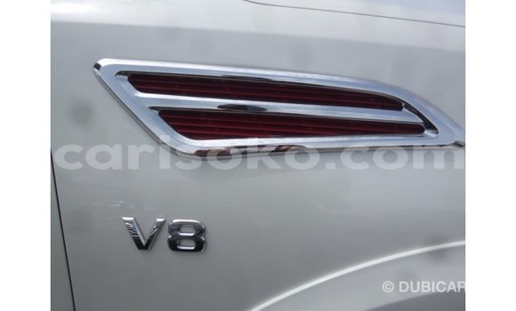 Acheter Import Voiture Nissan Patrol Blanc à Import - Dubai, Rwanda Acheter Import Voiture Nissan Patrol Blanc à Import - Dubai, Rwanda