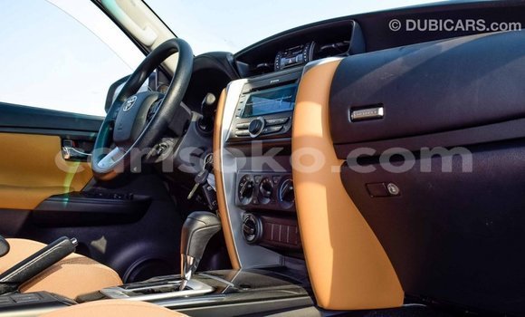 Acheter Import Voiture Toyota Fortuner Autre à Import - Dubai, Rwanda Acheter Import Voiture Toyota Fortuner Autre à Import - Dubai, Rwanda