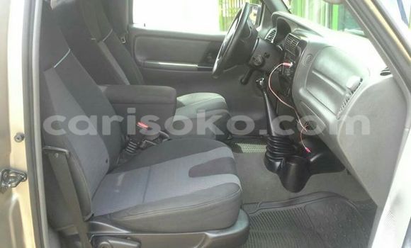 Sayi Na hannu Mazda B–series Gris Mota in Gicumbi a Rwanda Sayi Na hannu Mazda B–series Gris Mota in Gicumbi a Rwanda