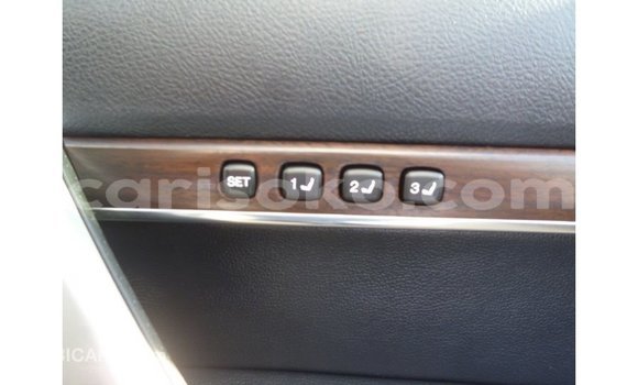 Acheter Import Voiture Toyota Land Cruiser Autre à Import - Dubai, Rwanda Acheter Import Voiture Toyota Land Cruiser Autre à Import - Dubai, Rwanda