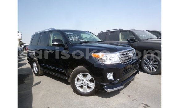 Acheter Import Voiture Toyota Land Cruiser Noir à Import - Dubai, Rwanda Acheter Import Voiture Toyota Land Cruiser Noir à Import - Dubai, Rwanda