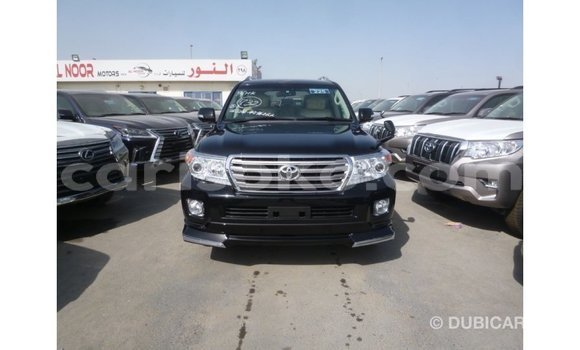 Acheter Import Voiture Toyota Land Cruiser Noir à Import - Dubai, Rwanda Acheter Import Voiture Toyota Land Cruiser Noir à Import - Dubai, Rwanda