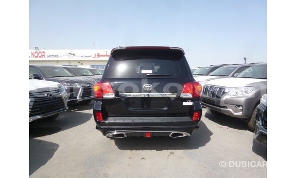 Acheter Import Voiture Toyota Land Cruiser Noir à Import - Dubai, Rwanda Acheter Import Voiture Toyota Land Cruiser Noir à Import - Dubai, Rwanda