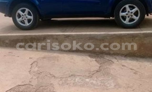 اشتري مستعمل Toyota RAV4 Bleu سيارة في Gicumbi في Rwanda اشتري مستعمل Toyota RAV4 Bleu سيارة في Gicumbi في Rwanda