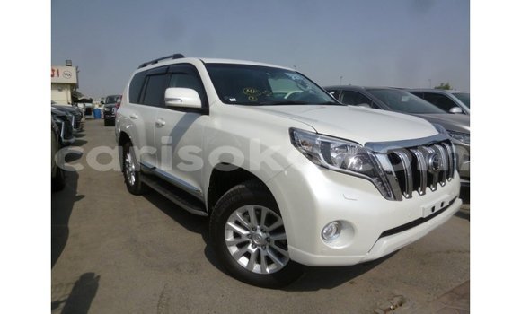 اشتري Imported Toyota Prado Blanc سيارة في Import - Dubai في Rwanda اشتري Imported Toyota Prado Blanc سيارة في Import - Dubai في Rwanda