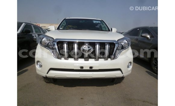 اشتري Imported Toyota Prado Blanc سيارة في Import - Dubai في Rwanda اشتري Imported Toyota Prado Blanc سيارة في Import - Dubai في Rwanda