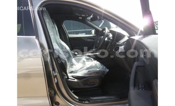 Acheter Import Voiture Jaguar F-Pace Autre à Import - Dubai, Rwanda Acheter Import Voiture Jaguar F-Pace Autre à Import - Dubai, Rwanda