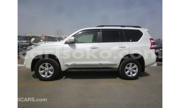 اشتري Imported Toyota Prado Blanc سيارة في Import - Dubai في Rwanda اشتري Imported Toyota Prado Blanc سيارة في Import - Dubai في Rwanda