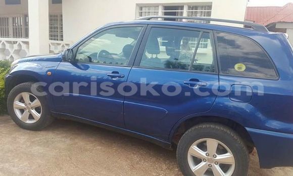 Sayi Na hannu Toyota RAV4 Bleu Mota in Gicumbi a Rwanda Sayi Na hannu Toyota RAV4 Bleu Mota in Gicumbi a Rwanda