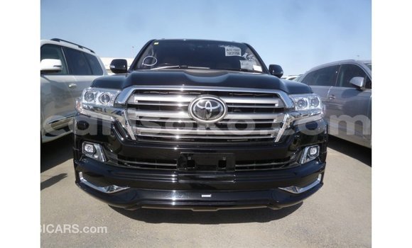 Acheter Import Voiture Toyota Land Cruiser Noir à Import - Dubai, Rwanda Acheter Import Voiture Toyota Land Cruiser Noir à Import - Dubai, Rwanda