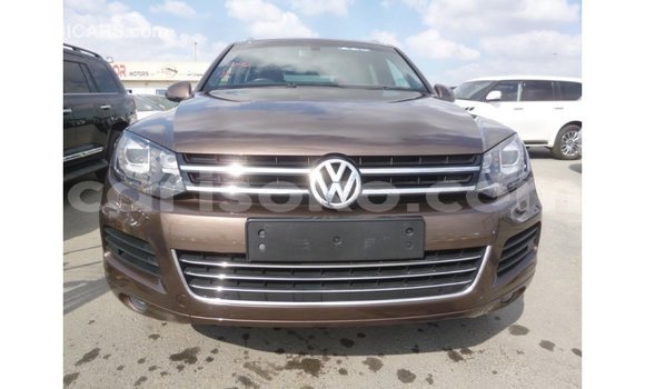 Acheter Import Voiture Volkswagen Touareg Marron à Import - Dubai, Rwanda Acheter Import Voiture Volkswagen Touareg Marron à Import - Dubai, Rwanda